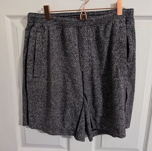 Lululemon Pace Breaker Mens Shorts Size Large Black White Performance Active 9"